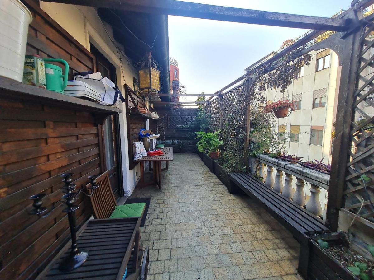 Fontana Cozy Apartment Milán Exterior foto
