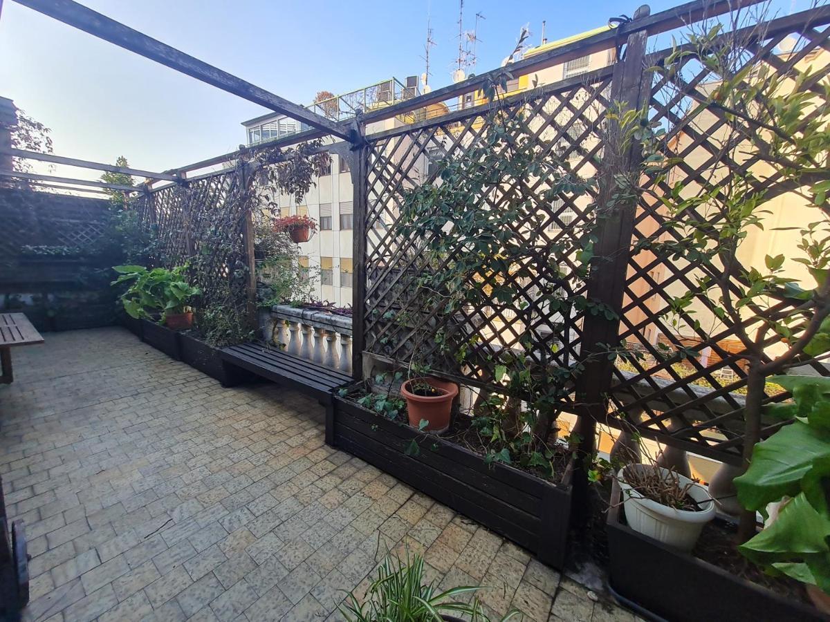 Fontana Cozy Apartment Milán Exterior foto